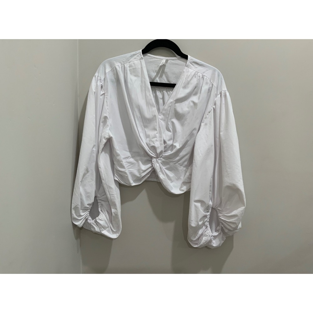 Live 4 Truth White Twist Front Puff Sleeve Crop Top Blouse Large RN 137360